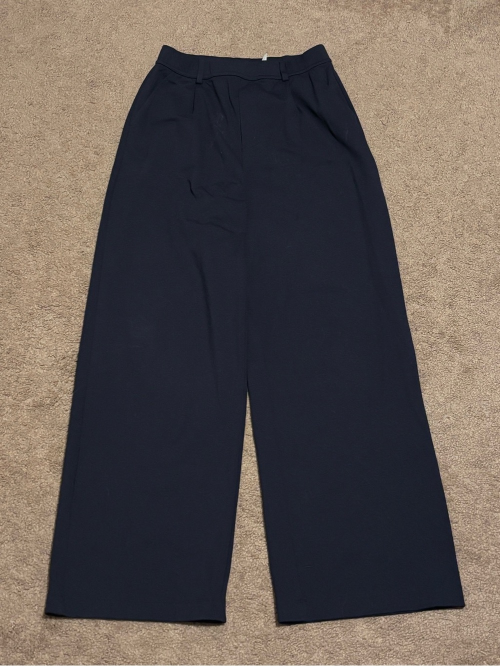 HALARA Wide-Leg Pants in Navy